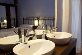 Hotels in Almajano